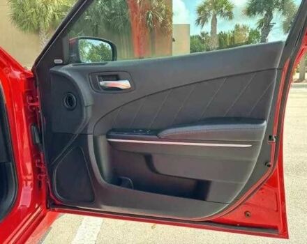 Червоний Додж Charger, об'ємом двигуна 3.6 л та пробігом 74 тис. км за 7000 $, фото 18 на Automoto.ua