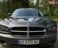 Серый Додж Чарджер, объемом двигателя 2.7 л и пробегом 140 тыс. км за 10000 $, фото 1 на Automoto.ua