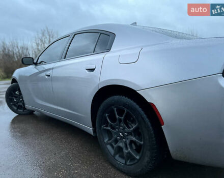 Серый Додж Чарджер, объемом двигателя 3.6 л и пробегом 198 тыс. км за 13800 $, фото 37 на Automoto.ua