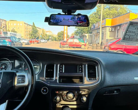 Серый Додж Чарджер, объемом двигателя 3.6 л и пробегом 156 тыс. км за 10000 $, фото 8 на Automoto.ua