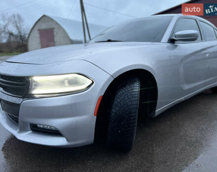 Серый Додж Чарджер, объемом двигателя 3.6 л и пробегом 198 тыс. км за 13800 $, фото 40 на Automoto.ua