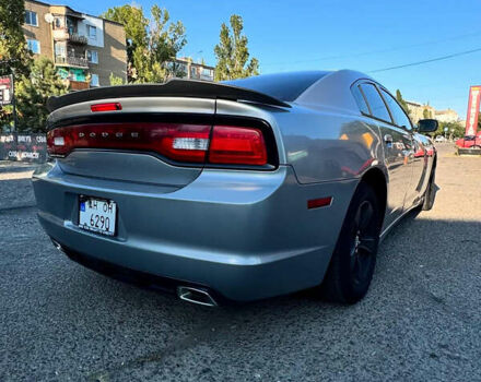 Серый Додж Чарджер, объемом двигателя 3.6 л и пробегом 156 тыс. км за 10000 $, фото 18 на Automoto.ua