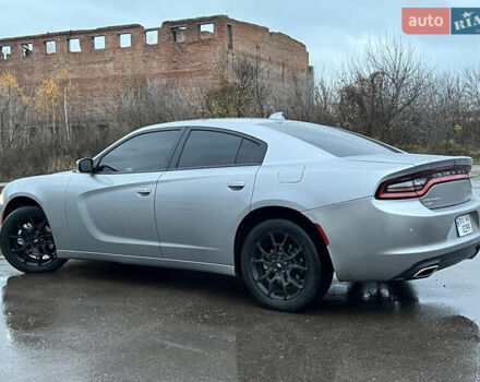Серый Додж Чарджер, объемом двигателя 3.6 л и пробегом 198 тыс. км за 13800 $, фото 51 на Automoto.ua