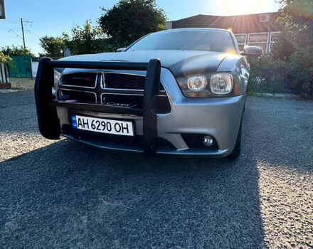 Серый Додж Чарджер, объемом двигателя 3.6 л и пробегом 156 тыс. км за 10000 $, фото 15 на Automoto.ua
