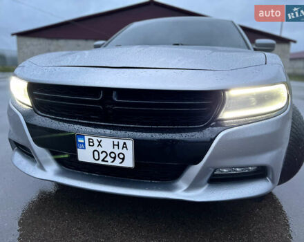 Серый Додж Чарджер, объемом двигателя 3.6 л и пробегом 198 тыс. км за 13800 $, фото 42 на Automoto.ua