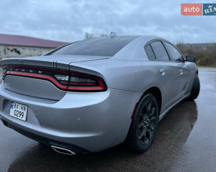 Серый Додж Чарджер, объемом двигателя 3.6 л и пробегом 198 тыс. км за 13800 $, фото 17 на Automoto.ua