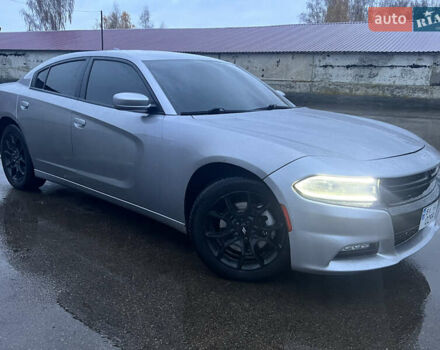 Серый Додж Чарджер, объемом двигателя 3.6 л и пробегом 198 тыс. км за 13800 $, фото 10 на Automoto.ua