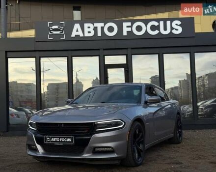 Сірий Додж Charger, об'ємом двигуна 5.65 л та пробігом 200 тис. км за 29990 $, фото 3 на Automoto.ua