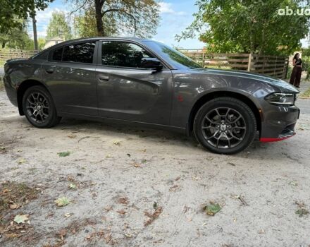 Серый Додж Чарджер, объемом двигателя 3.6 л и пробегом 51 тыс. км за 19990 $, фото 3 на Automoto.ua
