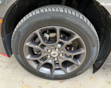 Серый Додж Чарджер, объемом двигателя 3.6 л и пробегом 51 тыс. км за 19990 $, фото 9 на Automoto.ua