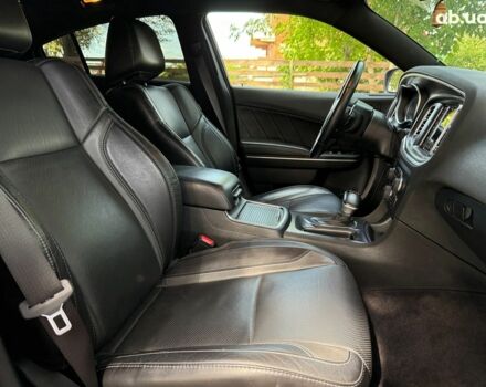 Серый Додж Чарджер, объемом двигателя 3.6 л и пробегом 51 тыс. км за 19990 $, фото 29 на Automoto.ua