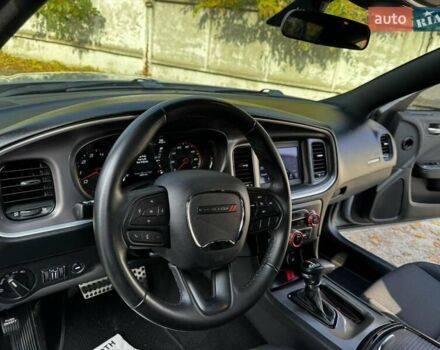 Додж Чарджер 2022 в Белой Церкве на Automoto.ua Серый Додж Чарджер, объемом двигателя 3.6 л и пробегом 63 тыс. км за 24500 $, фото 21 на Automoto.ua
