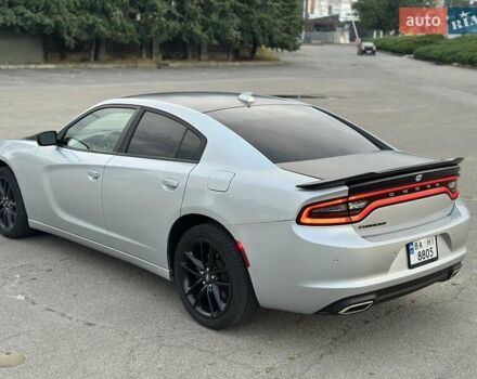 Додж Чарджер 2022 в Умани на Automoto.ua Серый Додж Чарджер, объемом двигателя 3.6 л и пробегом 35 тыс. км за 26400 $, фото 15 на Automoto.ua