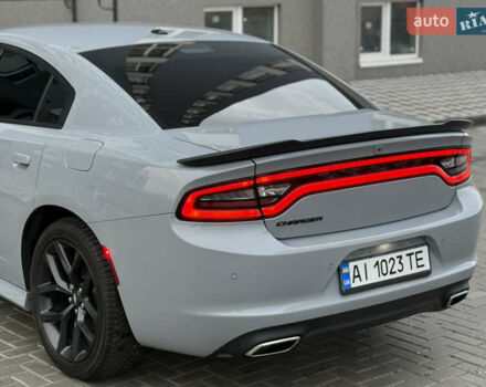 Серый Додж Чарджер, объемом двигателя 3.6 л и пробегом 65 тыс. км за 23900 $, фото 19 на Automoto.ua