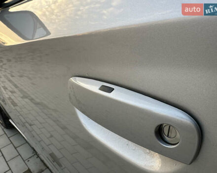 Сірий Додж Charger, об'ємом двигуна 3.6 л та пробігом 47 тис. км за 25000 $, фото 14 на Automoto.ua