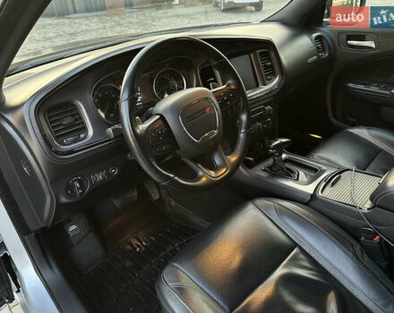 Сірий Додж Charger, об'ємом двигуна 3.6 л та пробігом 47 тис. км за 25000 $, фото 18 на Automoto.ua