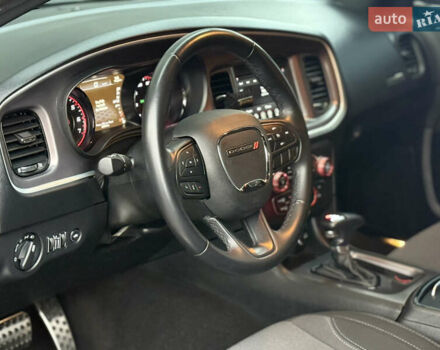 Серый Додж Чарджер, объемом двигателя 3.6 л и пробегом 65 тыс. км за 23900 $, фото 26 на Automoto.ua