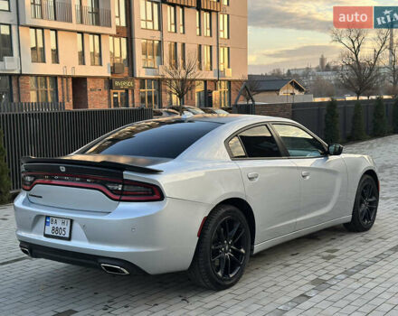 Сірий Додж Charger, об'ємом двигуна 3.6 л та пробігом 47 тис. км за 25000 $, фото 4 на Automoto.ua