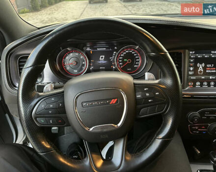 Сірий Додж Charger, об'ємом двигуна 3.6 л та пробігом 47 тис. км за 25000 $, фото 47 на Automoto.ua