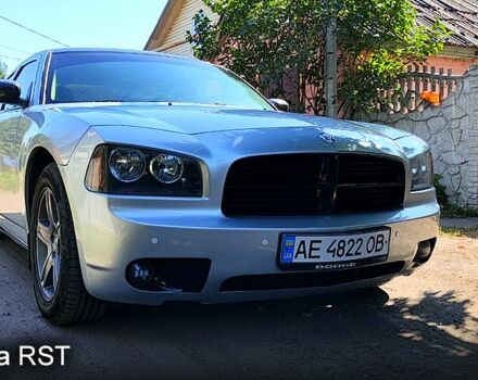 Серый Додж Чарджер, объемом двигателя 3.5 л и пробегом 212 тыс. км за 8200 $, фото 1 на Automoto.ua