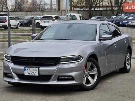 Серый Додж Чарджер, объемом двигателя 3.6 л и пробегом 192 тыс. км за 13000 $, фото 1 на Automoto.ua