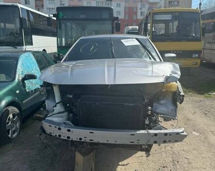 Серый Додж Чарджер, объемом двигателя 3.6 л и пробегом 209 тыс. км за 5500 $, фото 1 на Automoto.ua