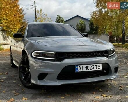 Серый Додж Чарджер, объемом двигателя 3.6 л и пробегом 63 тыс. км за 24500 $, фото 1 на Automoto.ua