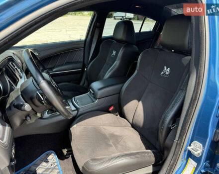 Синій Додж Charger, об'ємом двигуна 6.4 л та пробігом 40 тис. км за 43000 $, фото 6 на Automoto.ua