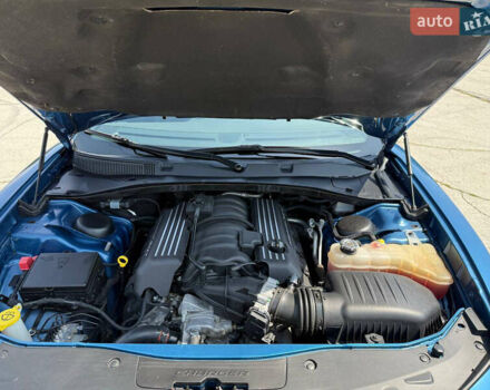 Синій Додж Charger, об'ємом двигуна 6.4 л та пробігом 40 тис. км за 43000 $, фото 10 на Automoto.ua