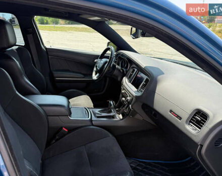 Синій Додж Charger, об'ємом двигуна 6.4 л та пробігом 40 тис. км за 43000 $, фото 8 на Automoto.ua