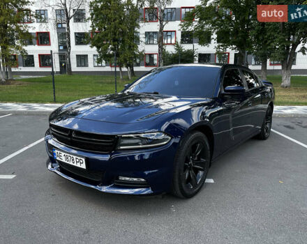 Синій Додж Charger, об'ємом двигуна 3.6 л та пробігом 211 тис. км за 17600 $, фото 1 на Automoto.ua