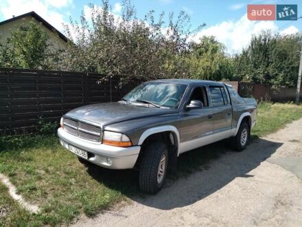 Додж Dakota 2003 у Вышгороде на Automoto.ua Сірий Додж Dakota, об'ємом двигуна 3.9 л та пробігом 161 тис. км за 10000 $, фото 1 на Automoto.ua