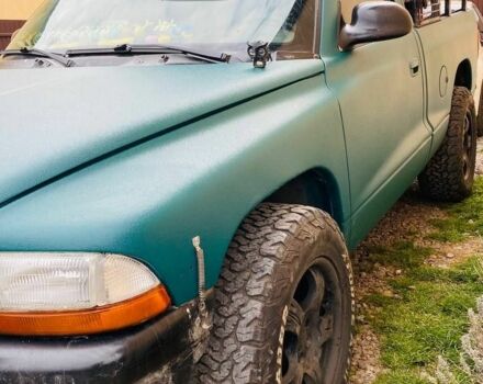 Зелений Додж Dakota, об'ємом двигуна 3.7 л та пробігом 275 тис. км за 10500 $, фото 2 на Automoto.ua