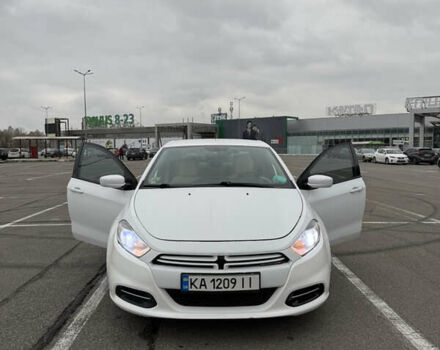 Додж Дарт 2012 в Киеве на Automoto.ua Белый Додж Дарт, объемом двигателя 2 л и пробегом 145 тыс. км за 8200 $, фото 20 на Automoto.ua