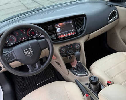 Додж Дарт 2012 в Киеве на Automoto.ua Белый Додж Дарт, объемом двигателя 2 л и пробегом 145 тыс. км за 8200 $, фото 21 на Automoto.ua