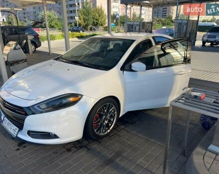 Белый Додж Дарт, объемом двигателя 1.37 л и пробегом 216 тыс. км за 7000 $, фото 6 на Automoto.ua