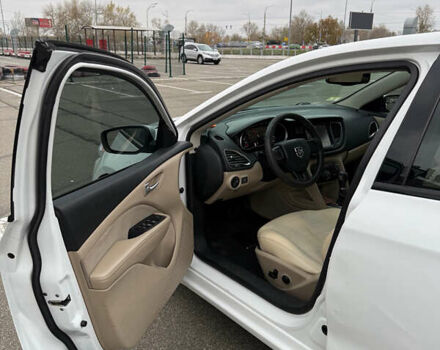 Додж Дарт 2012 в Киеве на Automoto.ua Белый Додж Дарт, объемом двигателя 2 л и пробегом 145 тыс. км за 8200 $, фото 14 на Automoto.ua
