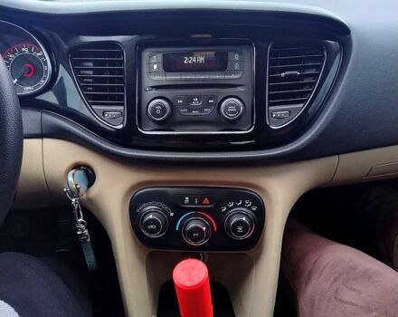 Белый Додж Дарт, объемом двигателя 1.4 л и пробегом 216 тыс. км за 6900 $, фото 11 на Automoto.ua