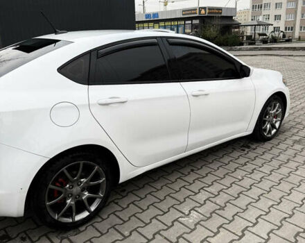 Белый Додж Дарт, объемом двигателя 2 л и пробегом 198 тыс. км за 8100 $, фото 8 на Automoto.ua