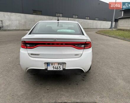 Белый Додж Дарт, объемом двигателя 2 л и пробегом 253 тыс. км за 4900 $, фото 8 на Automoto.ua