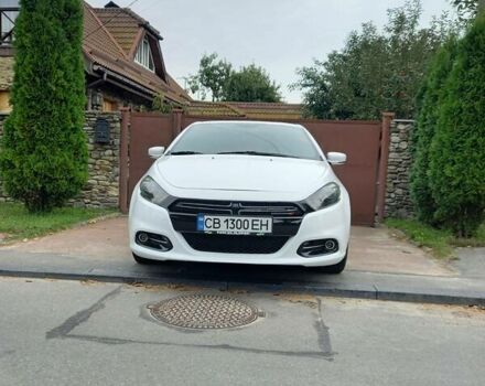 Белый Додж Дарт, объемом двигателя 2.4 л и пробегом 125 тыс. км за 10300 $, фото 2 на Automoto.ua