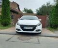 Белый Додж Дарт, объемом двигателя 2.4 л и пробегом 125 тыс. км за 10300 $, фото 2 на Automoto.ua