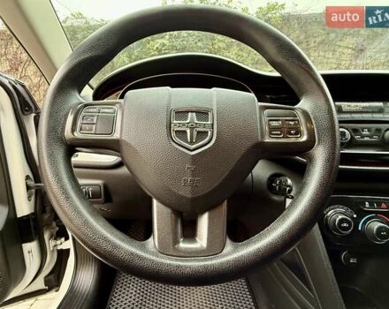 Білий Додж Дарт, об'ємом двигуна 2.4 л та пробігом 212 тис. км за 6900 $, фото 50 на Automoto.ua