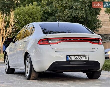 Белый Додж Дарт, объемом двигателя 2.4 л и пробегом 212 тыс. км за 6999 $, фото 12 на Automoto.ua