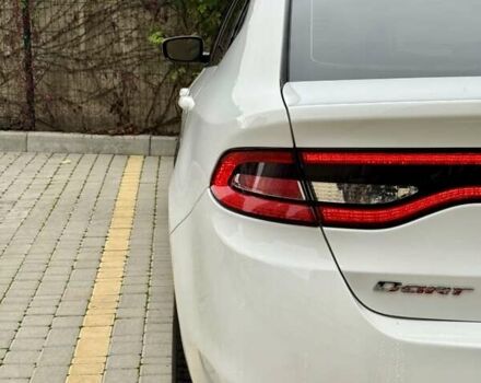 Білий Додж Дарт, об'ємом двигуна 2.4 л та пробігом 212 тис. км за 6900 $, фото 15 на Automoto.ua