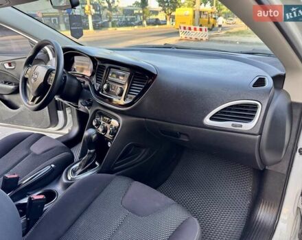 Белый Додж Дарт, объемом двигателя 2.4 л и пробегом 212 тыс. км за 6999 $, фото 46 на Automoto.ua