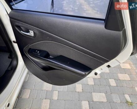 Белый Додж Дарт, объемом двигателя 2.4 л и пробегом 212 тыс. км за 6999 $, фото 54 на Automoto.ua