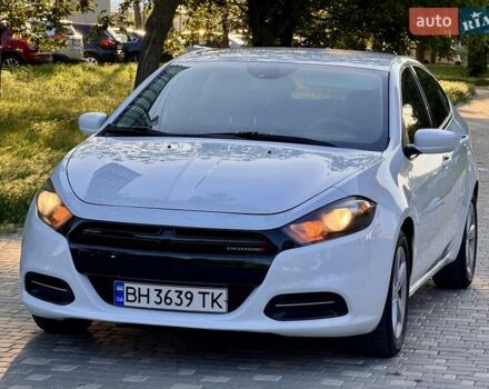 Белый Додж Дарт, объемом двигателя 2.4 л и пробегом 212 тыс. км за 6999 $, фото 3 на Automoto.ua