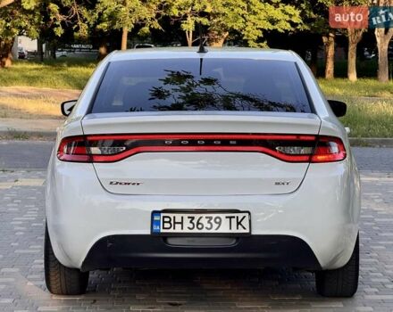 Белый Додж Дарт, объемом двигателя 2.4 л и пробегом 212 тыс. км за 6999 $, фото 9 на Automoto.ua