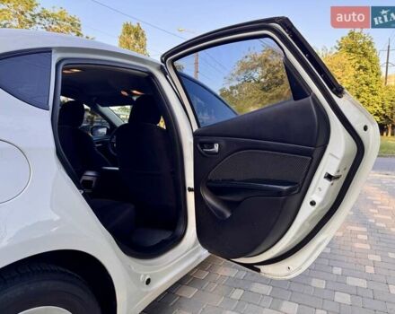 Белый Додж Дарт, объемом двигателя 2.4 л и пробегом 212 тыс. км за 6999 $, фото 50 на Automoto.ua